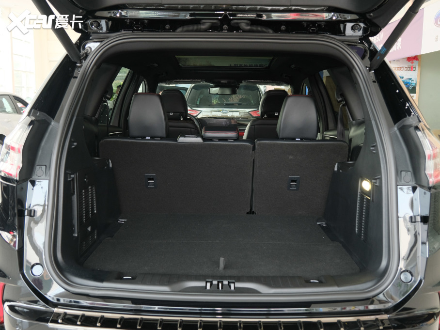 2021J PLUS EcoBoost 245 ST-Line 5 