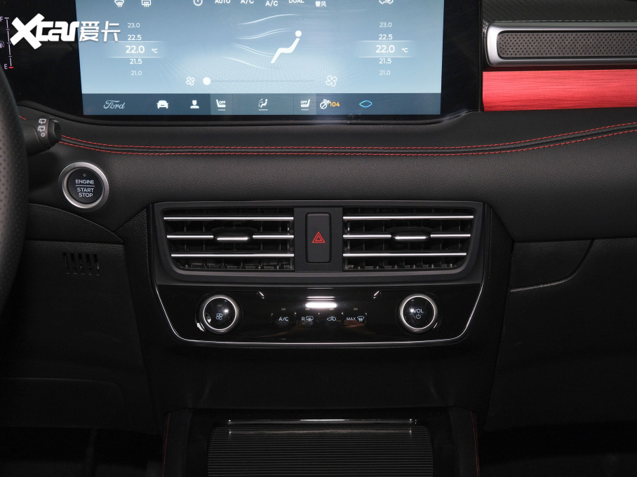 2021J PLUS EcoBoost 245 (q)ST-Line 5 