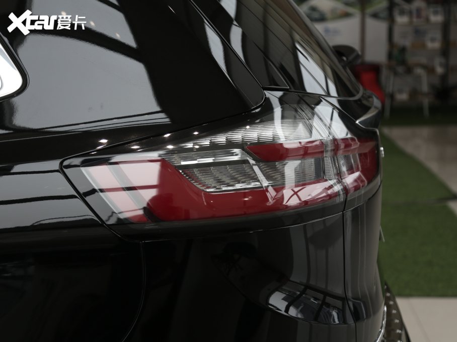 2021J PLUS EcoBoost 245 J 7 