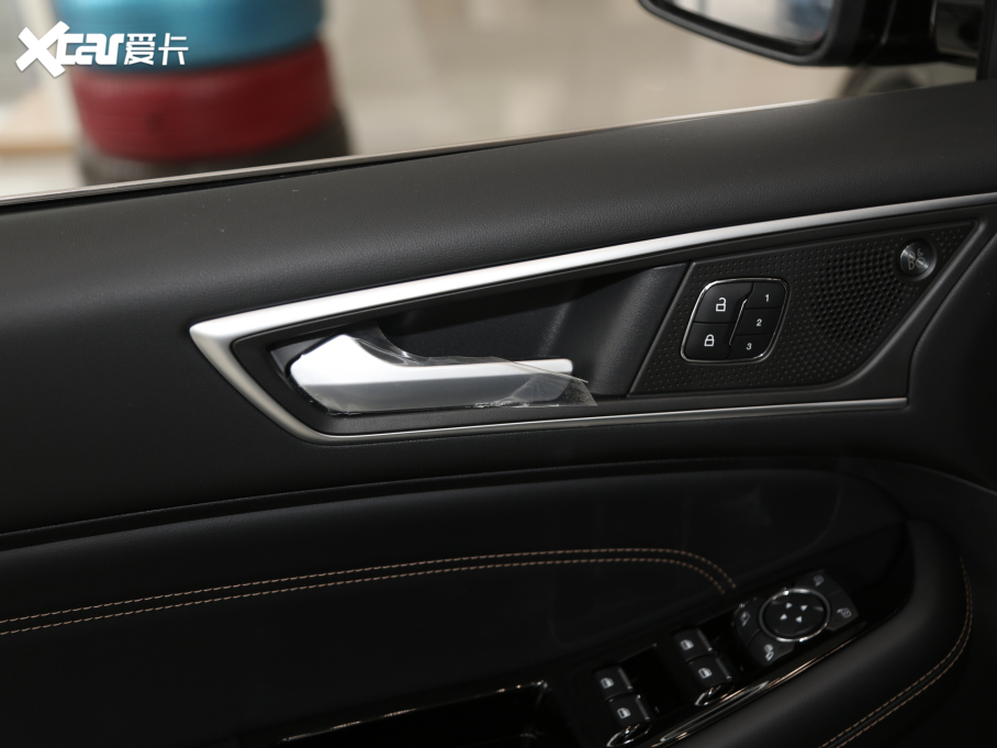 2021J PLUS EcoBoost 245 J 7 