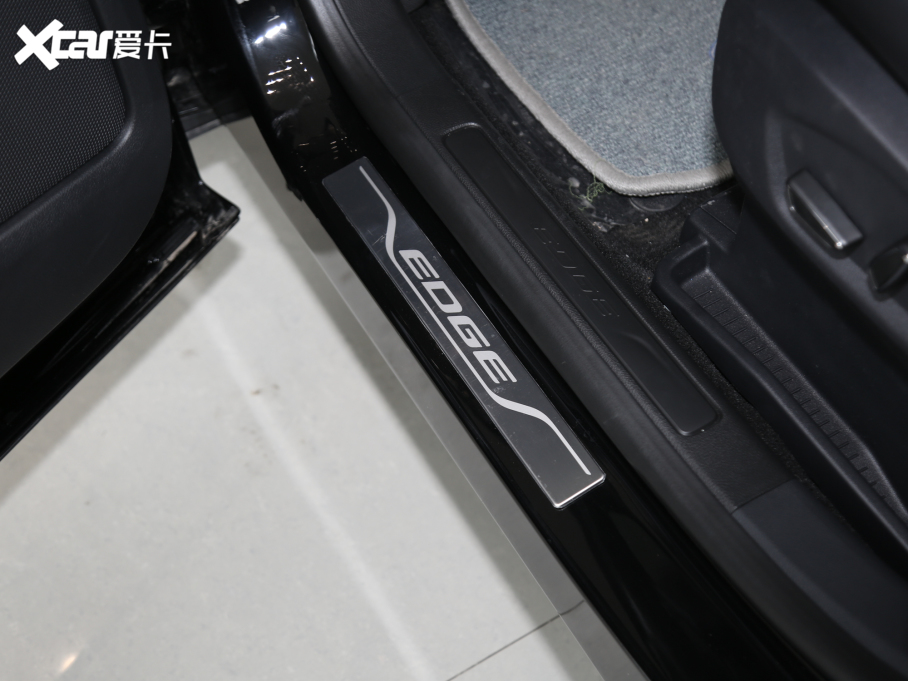 2021J PLUS EcoBoost 245 J 7 