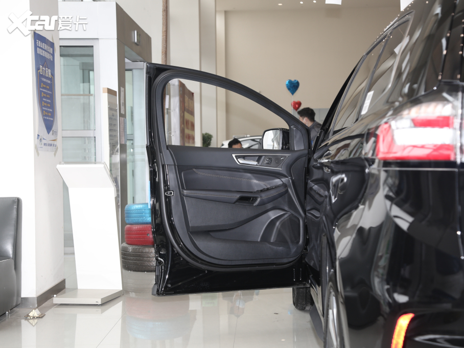 2021J PLUS EcoBoost 245 J 7 