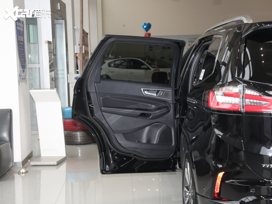 2021J PLUS EcoBoost 245 J 7 