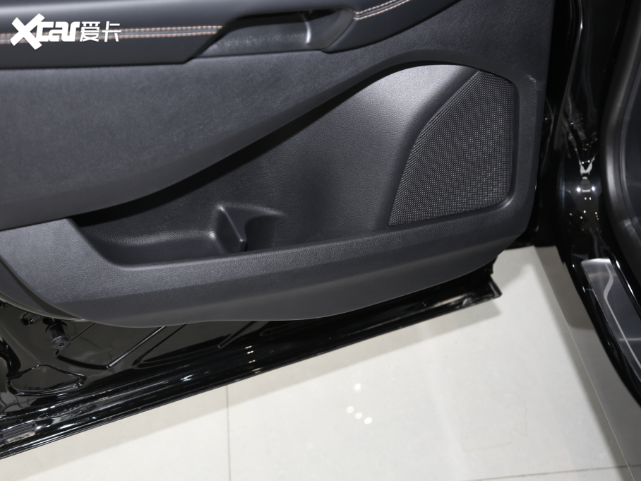 2021J PLUS EcoBoost 245 J 7 