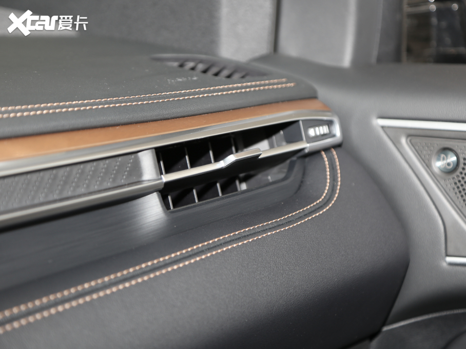 2021J PLUS EcoBoost 245 J 7 