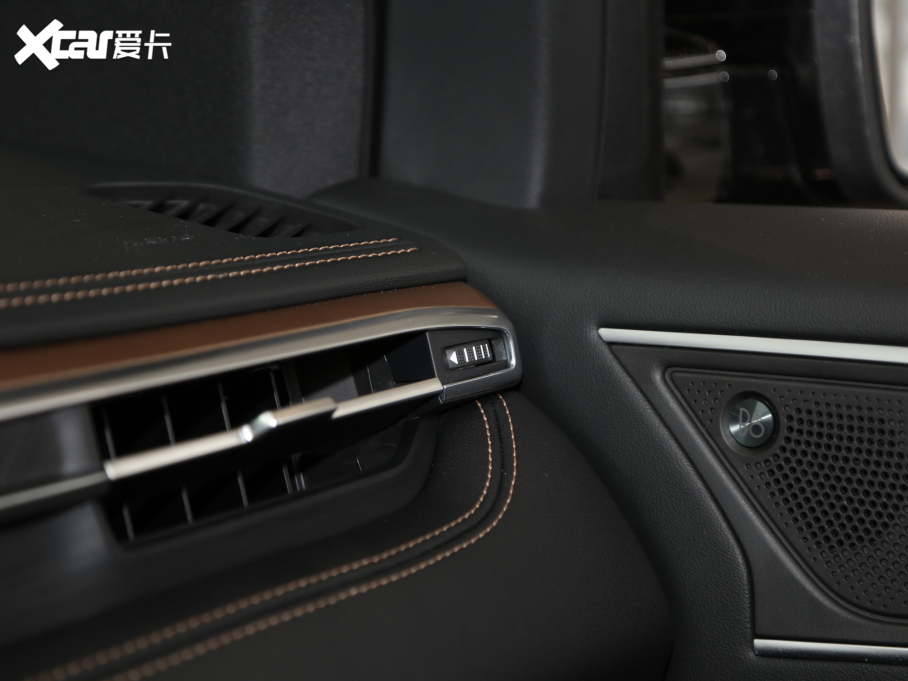 2021J PLUS EcoBoost 245 J 7 