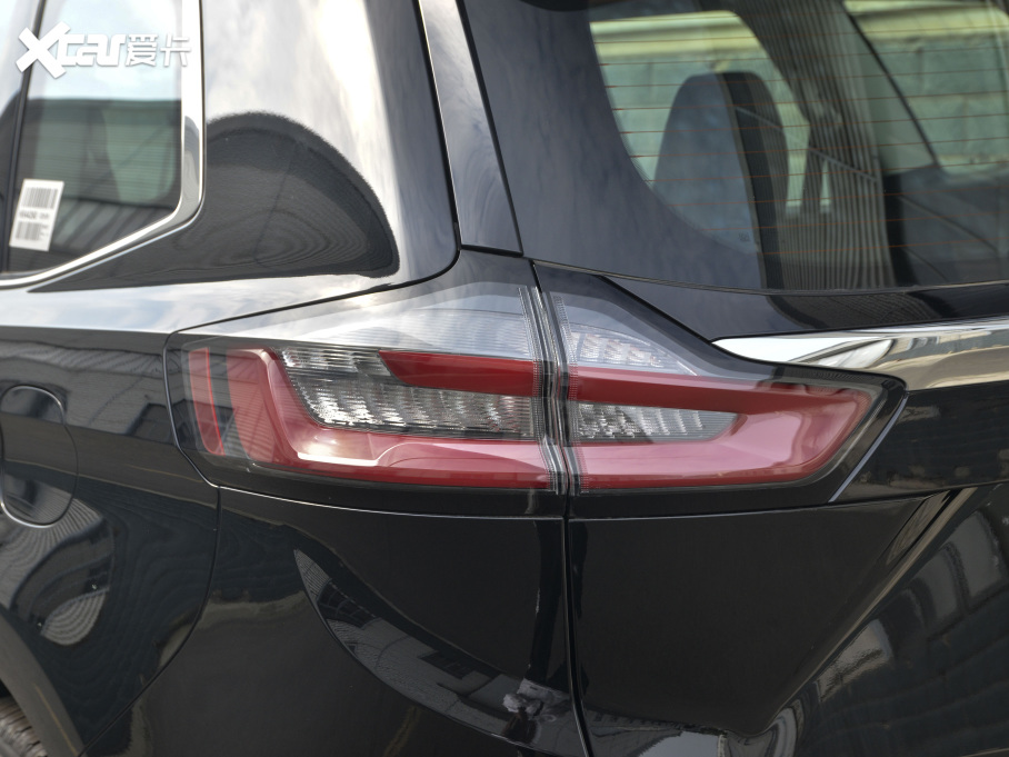 2021J PLUS EcoBoost 245 KJ 5