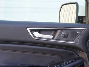 2021PLUS EcoBoost 245 J 7  g