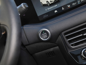 2021PLUS EcoBoost 245 (q)J 7  п؅^(q)