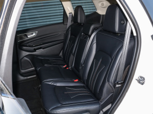 2021PLUS EcoBoost 245 J 7  