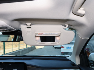 2021PLUS EcoBoost 245 (q)J 7  g