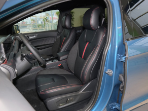 2021PLUS EcoBoost 245 ST-Line 7  {