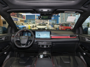 2021款PLUS EcoBoost 245 四驱ST-Line 7座  内饰全景