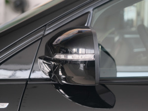 2021PLUS EcoBoost 245 ST-Line 5  ^