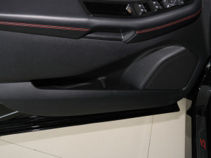 2021PLUS EcoBoost 245 ST-Line 5  ǰTg