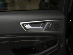 2021PLUS EcoBoost 245 J 7  g