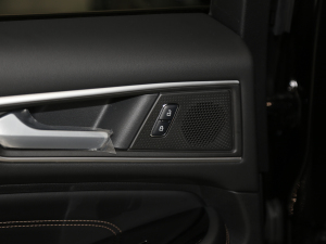 2021PLUS EcoBoost 245 J 7  g