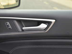 2021PLUS EcoBoost 245 KJ 5 g