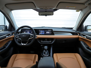 2021款1.5L 自动荣耀版 内饰全景