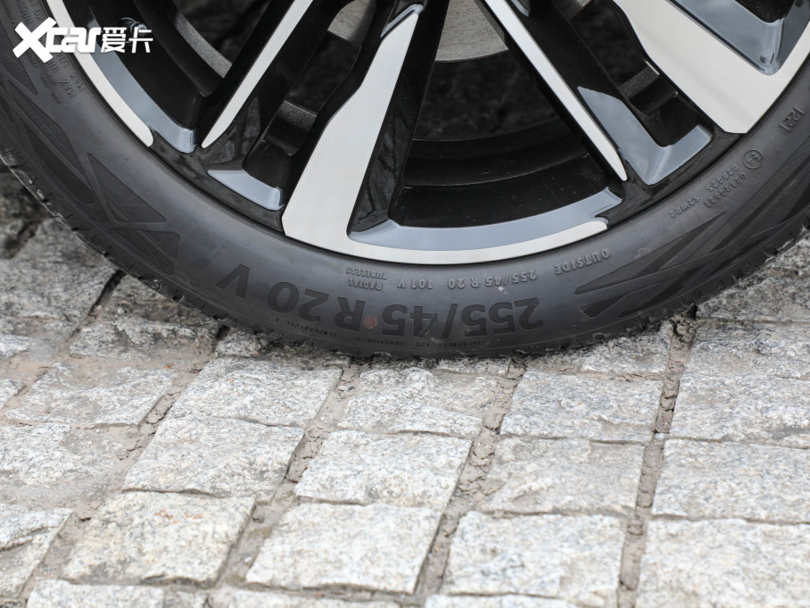 2022EVOS EcoBoost 245 ST-Line