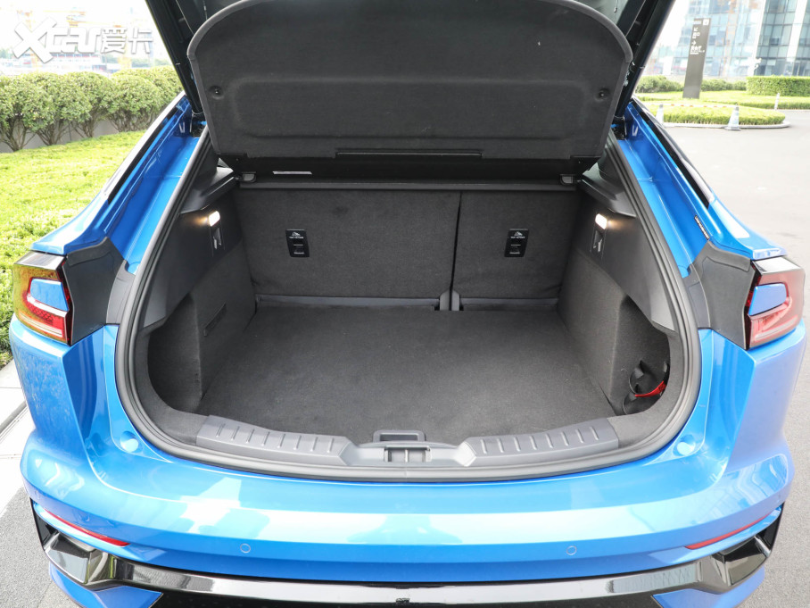 2022EVOS EcoBoost 245 ST-Line