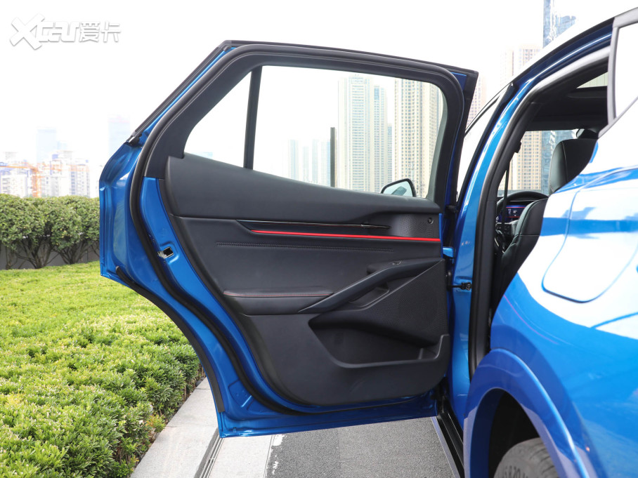 2022EVOS EcoBoost 245 ST-Line