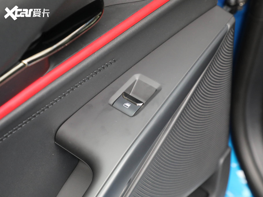 2022EVOS EcoBoost 245 ST-Line