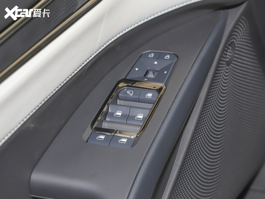 2022��EVOS EcoBoost 245 �L(f��ng)�а�