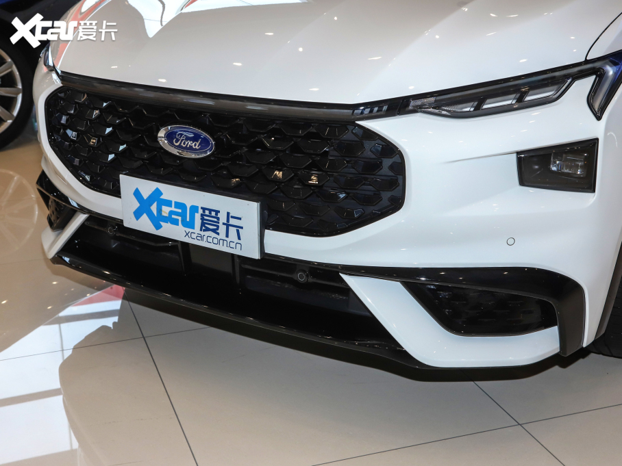 2022��EVOS EcoBoost 245 �\�Ӱ�