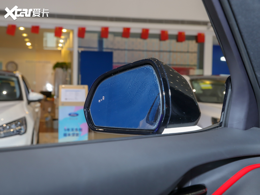 2022��EVOS EcoBoost 245 �\�Ӱ�