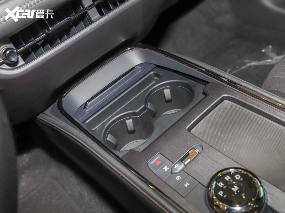 2022��EVOS EcoBoost 245 �\�Ӱ�