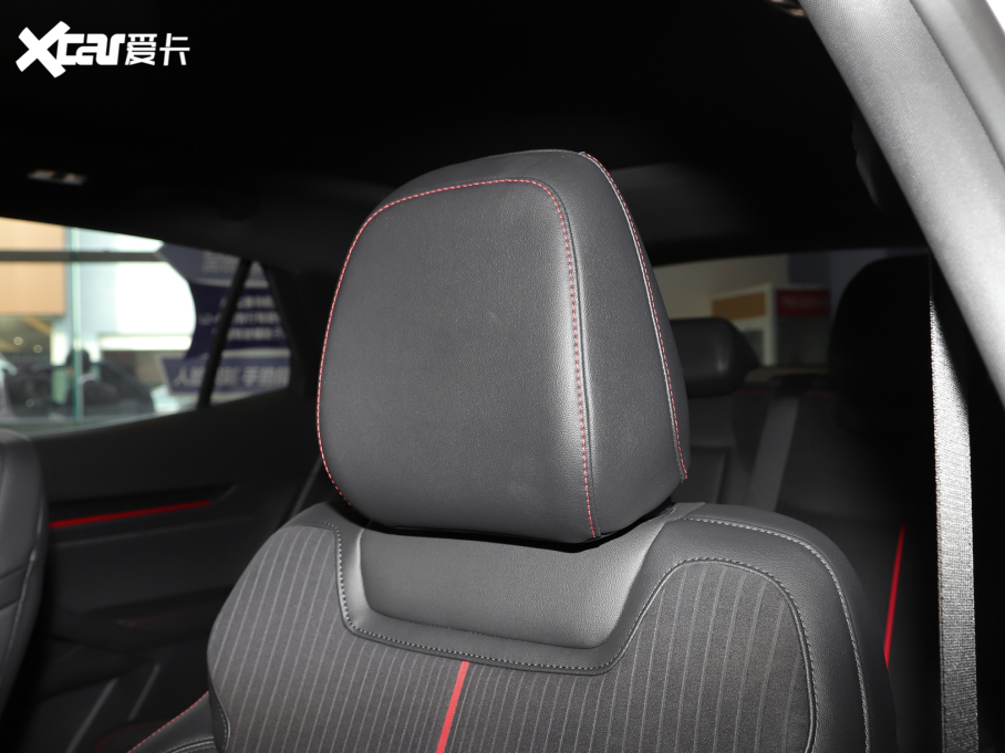 2022��EVOS EcoBoost 245 �\�Ӱ�