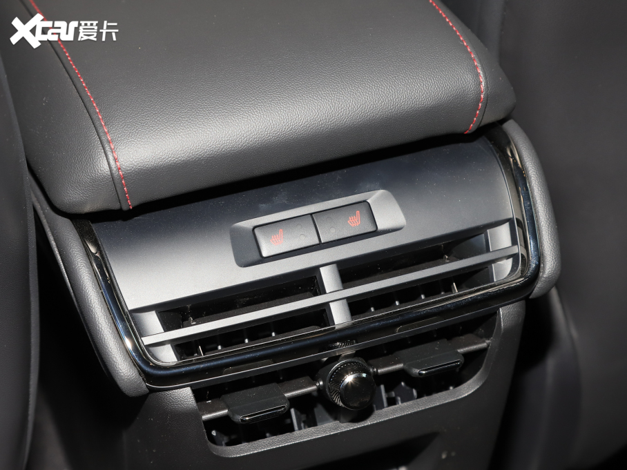 2022��EVOS EcoBoost 245 �\�Ӱ�