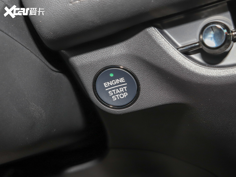 2022��EVOS EcoBoost 245 �\�Ӱ�