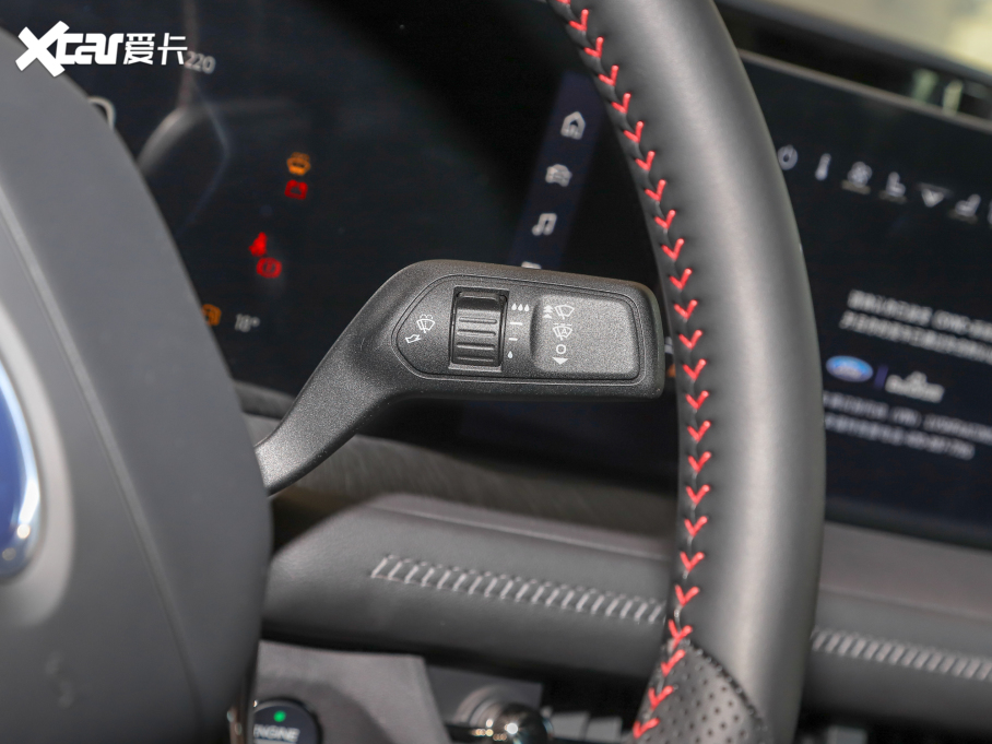 2022��EVOS EcoBoost 245 �\�Ӱ�