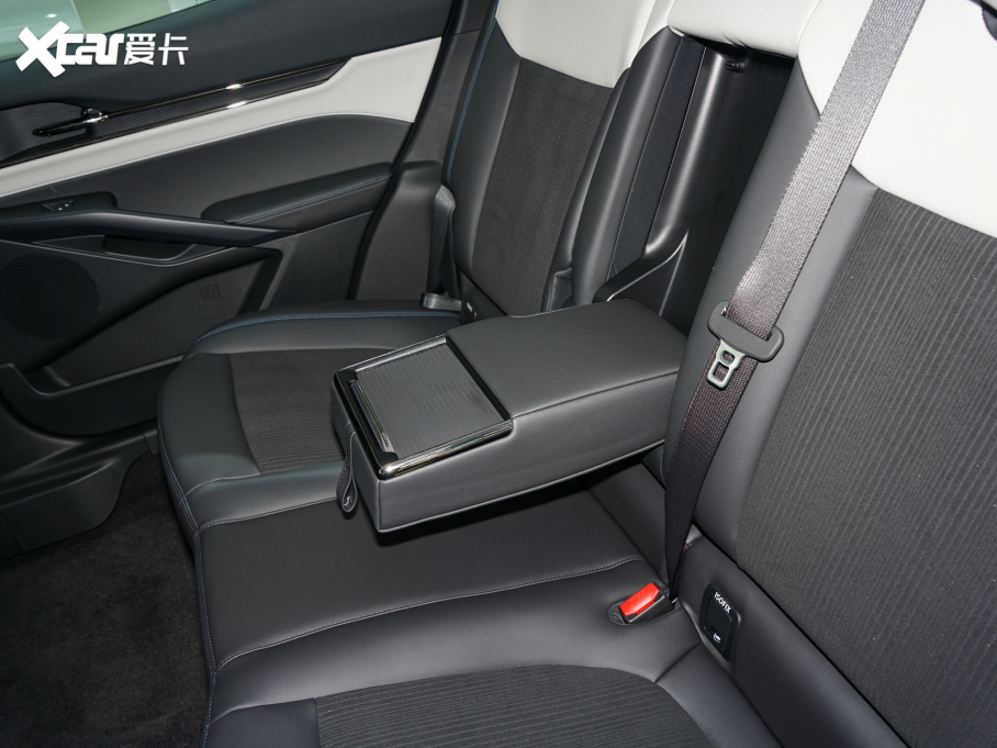 2022EVOS EcoBoost 245 L(fng)а