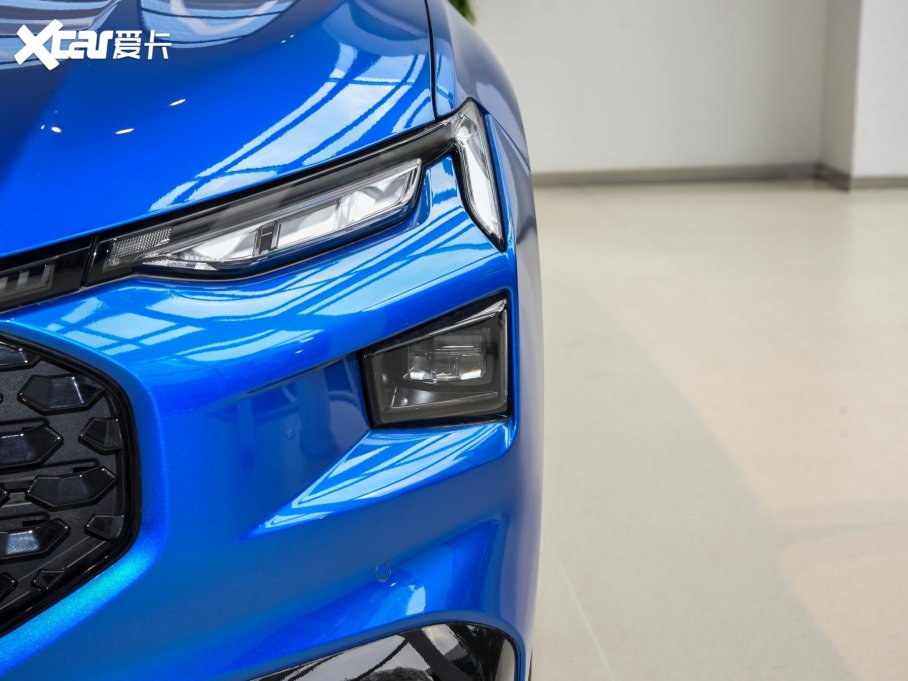 2022EVOS Ŀ EcoBoost 245 ST-Line