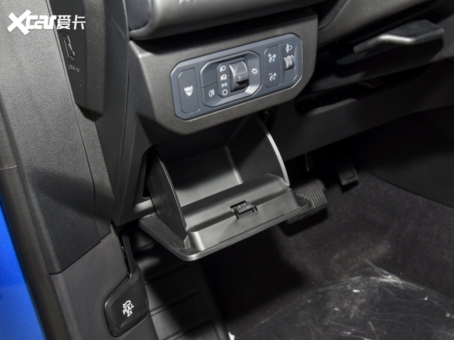 2022EVOS Ŀ EcoBoost 245 ST-Line