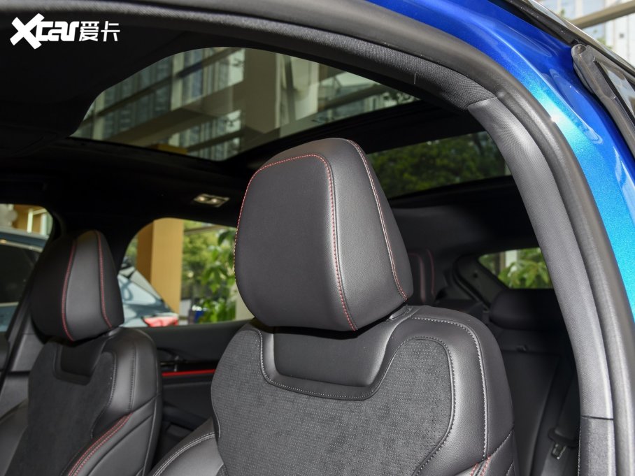 2022EVOS Ŀ EcoBoost 245 ST-Line