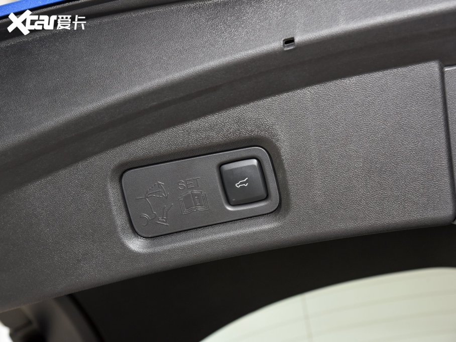 2022EVOS Ŀ EcoBoost 245 ST-Line