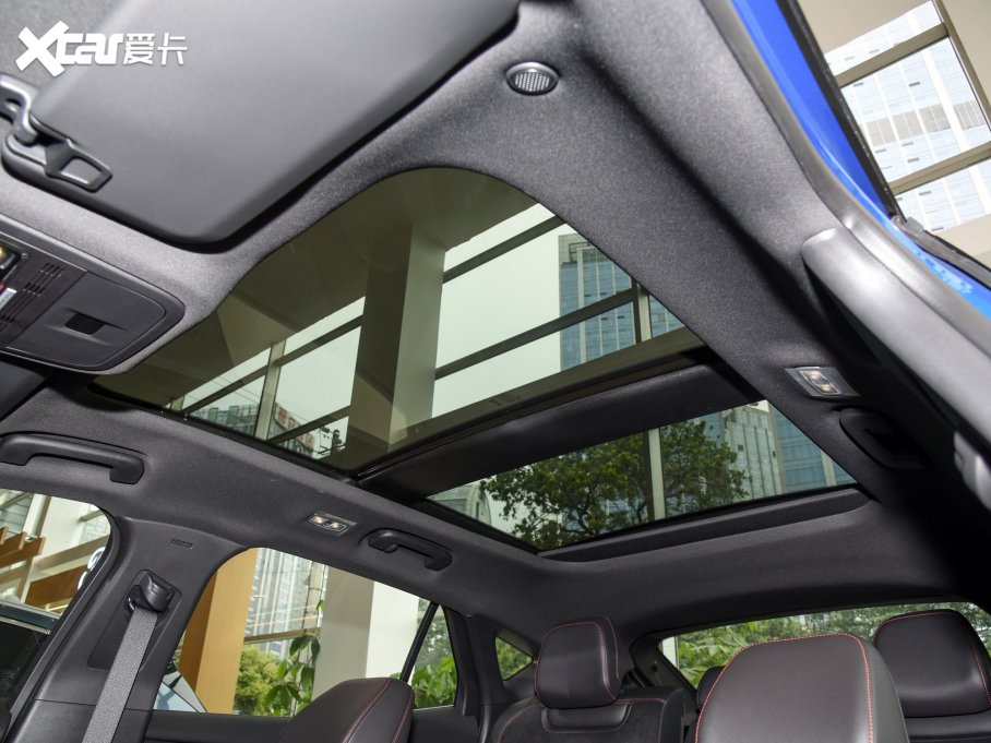 2022EVOS Ŀ EcoBoost 245 ST-Line