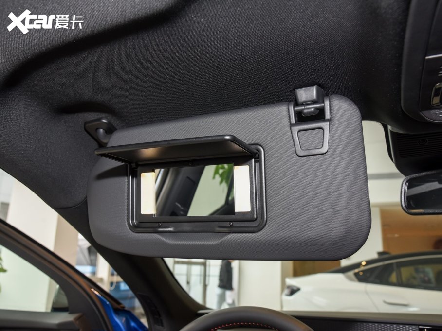 2022EVOS Ŀ EcoBoost 245 ST-Line