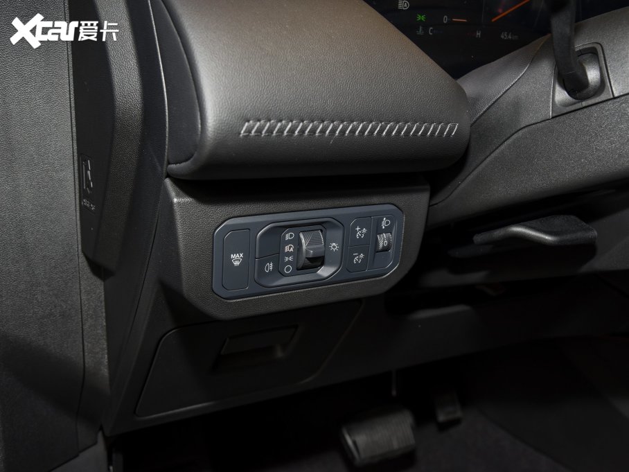 2022EVOS Ŀ EcoBoost 245 ST-Line