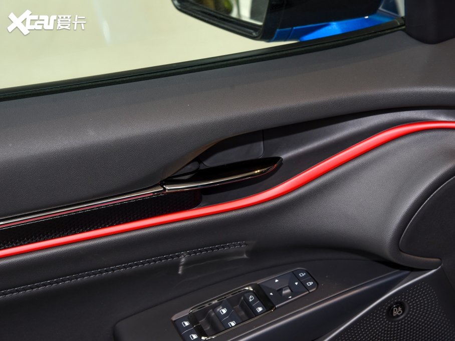 2022EVOS Ŀ EcoBoost 245 ST-Line