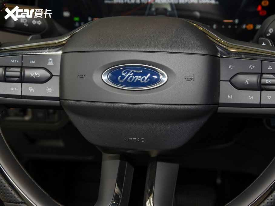 2022EVOS Ŀ EcoBoost 245 ST-Line