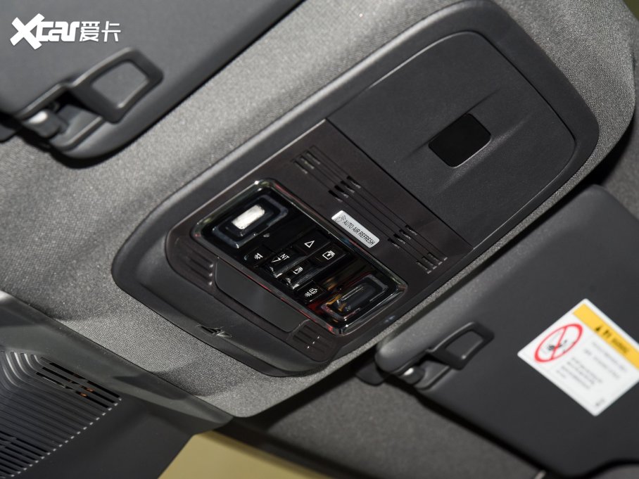 2022EVOS Ŀ EcoBoost 245 ST-Line