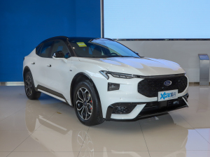 2022EcoBoost 245 \Ӱ ǰ45