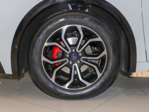 2022款EcoBoost 245 运动版 轮圈