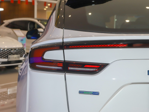 2022EcoBoost 245 \Ӱ (ji)^