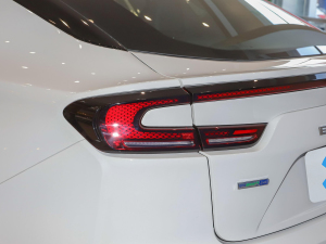 2022款EcoBoost 245 运动版 尾灯